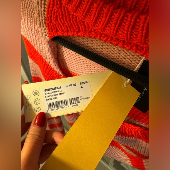 NEW WITH TAGS Marni cropped sweater - Picture 8 of 9